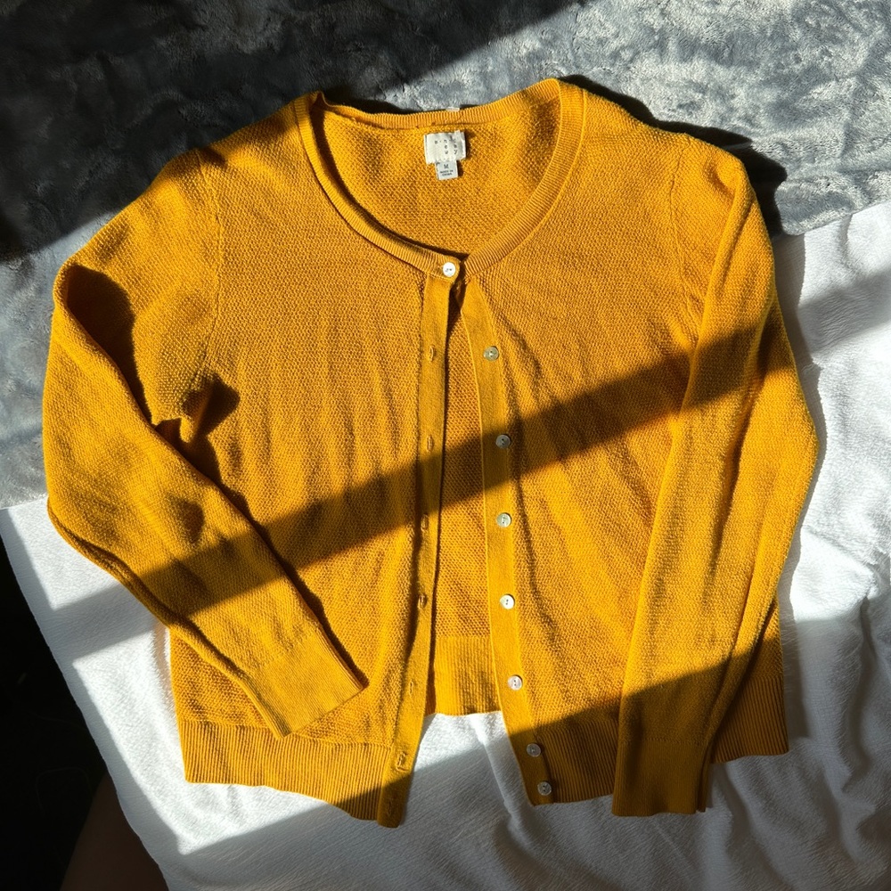 Yellow Mustard Cardigan 💛